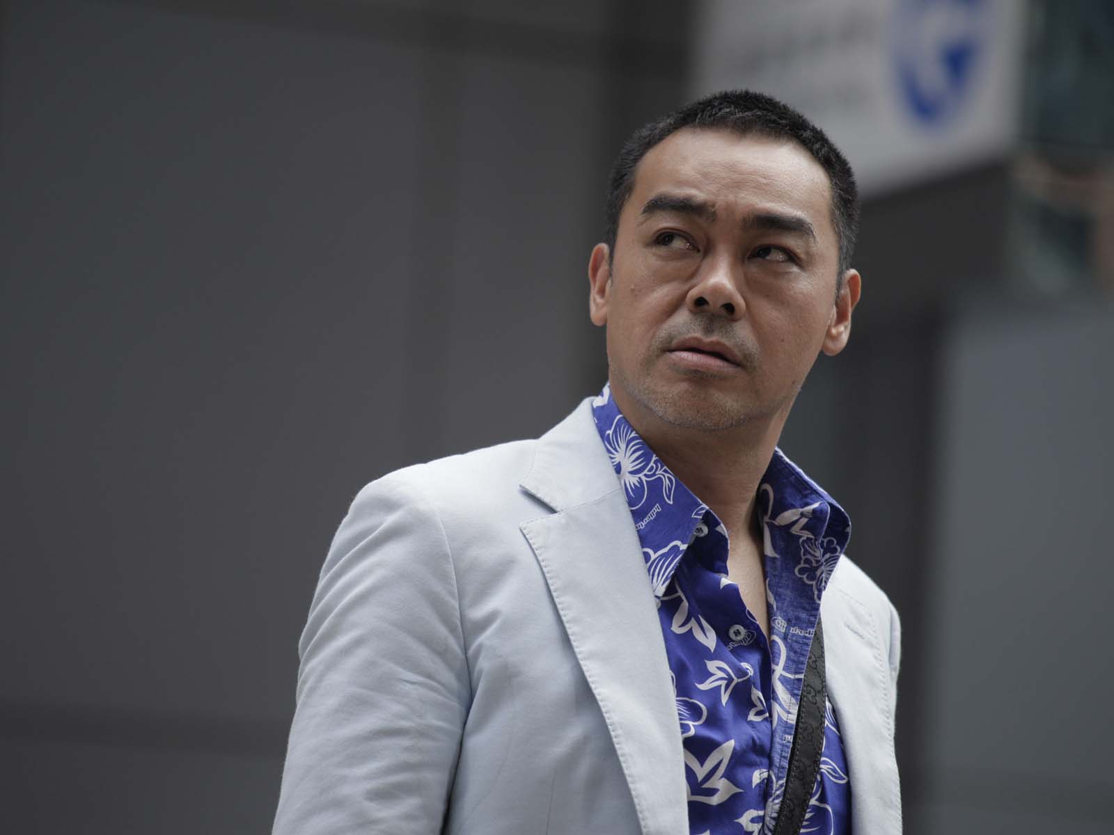 包含厄瓜多尔击剑选手技惊四座，赢得掌声的词条