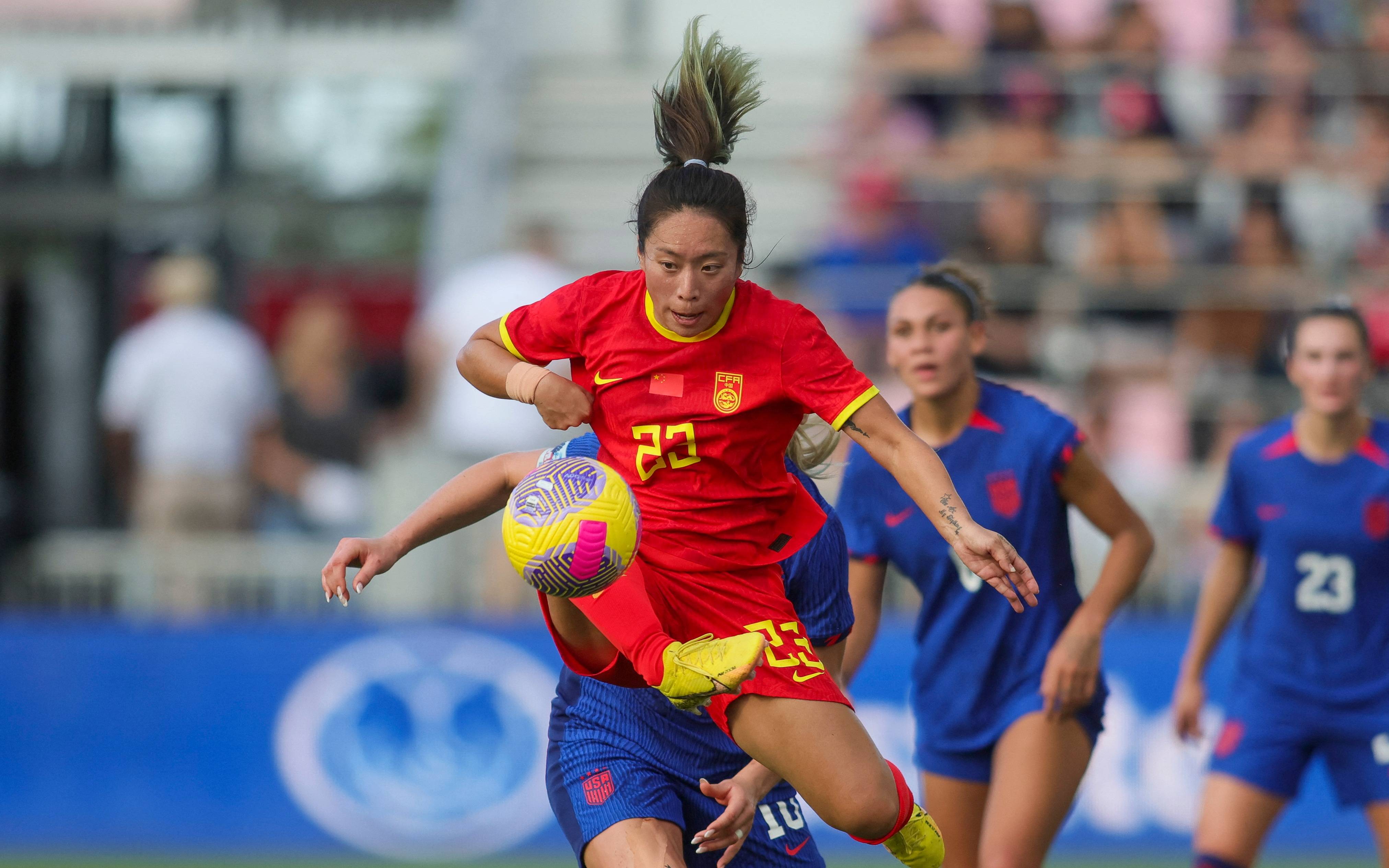 关于抢眼亮相：女足比赛球星风采的信息