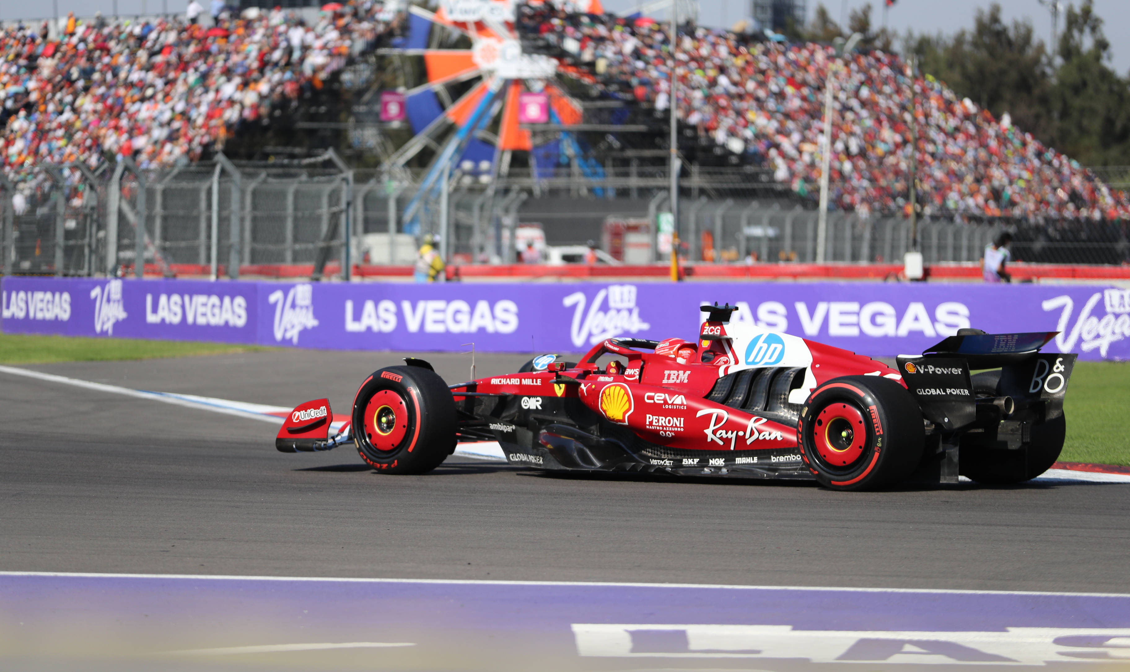 迈凯伦完胜索伯车队,诺里斯刷新纪录 迈凯伦完胜索伯车队,诺里斯刷新纪录