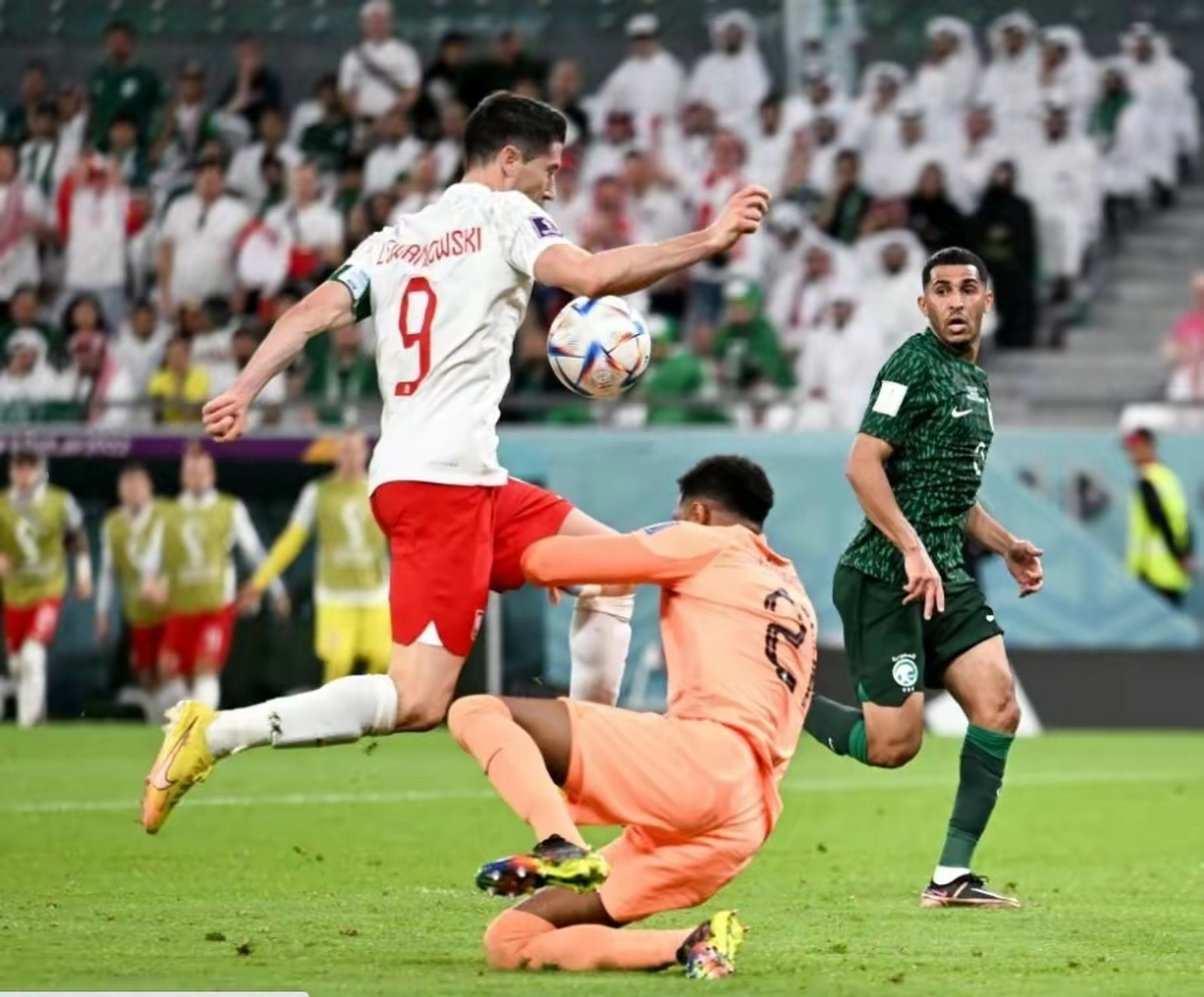 波兰队横扫中国队，波尔带队取胜